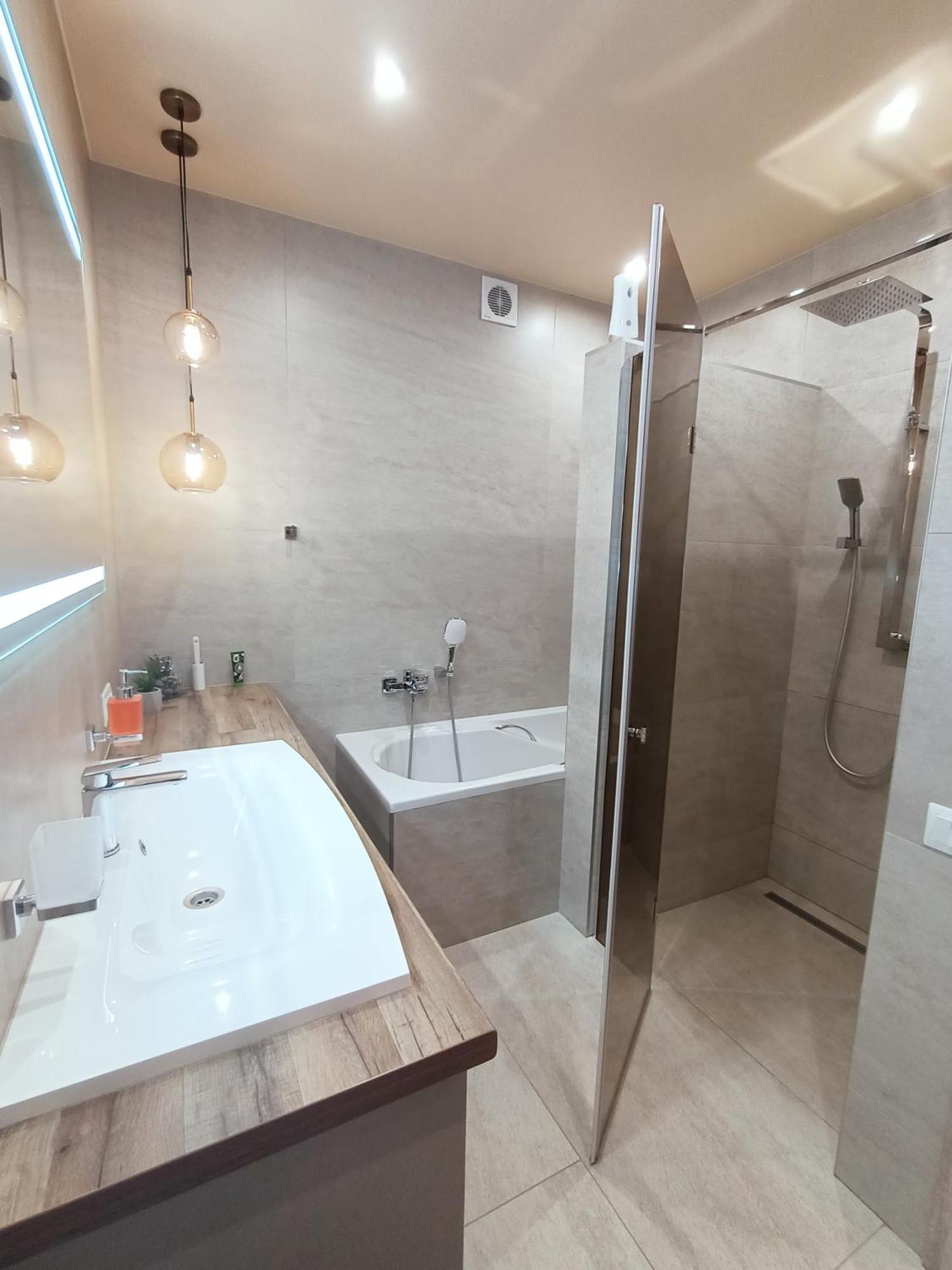 2К Шикарний Люкс! Apartment Khmel'nyts'kyy Luaran gambar