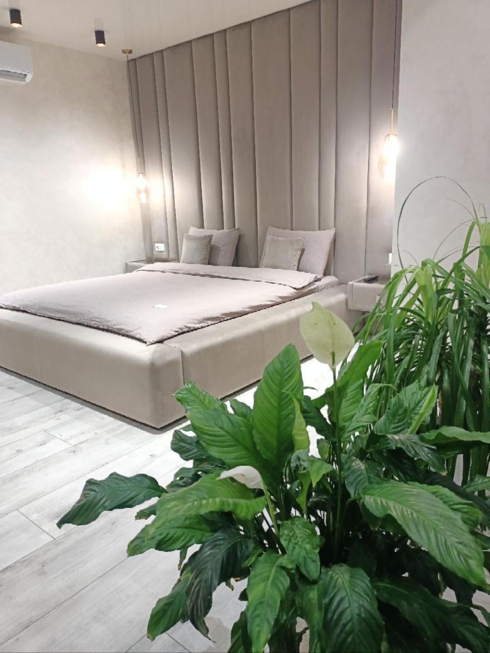 2К Шикарний Люкс! Apartment Khmel'nyts'kyy Luaran gambar